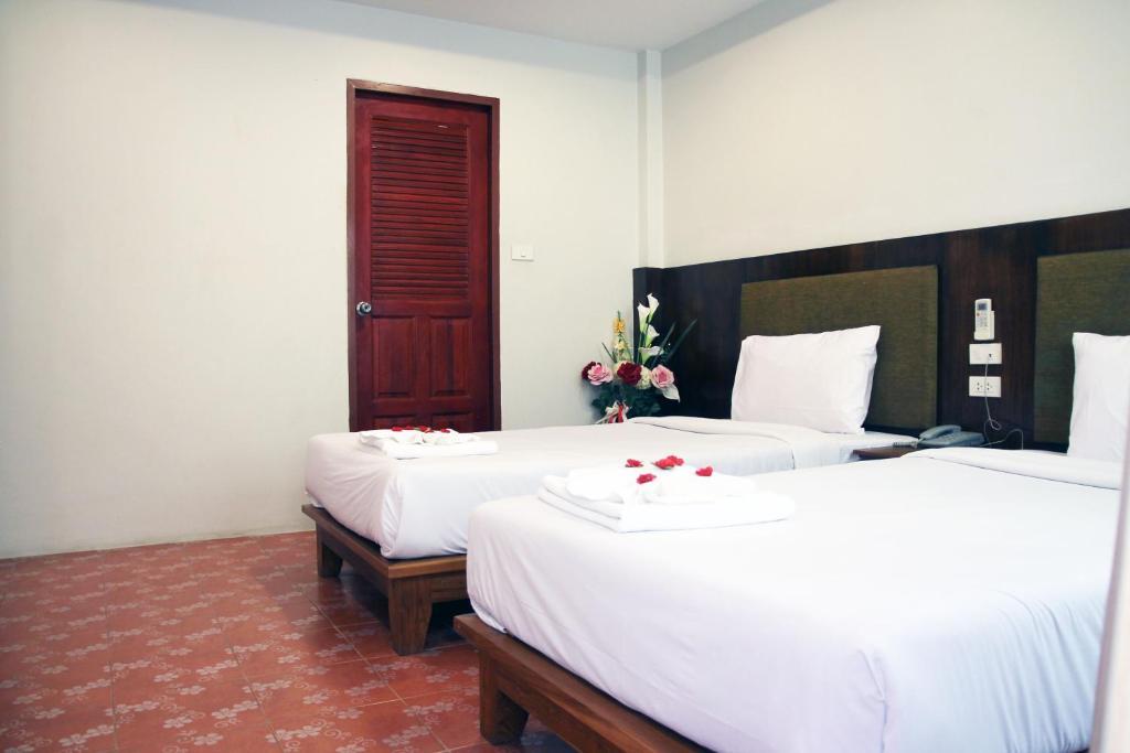 Patong Good Nice 2 Guesthouse מראה חיצוני תמונה