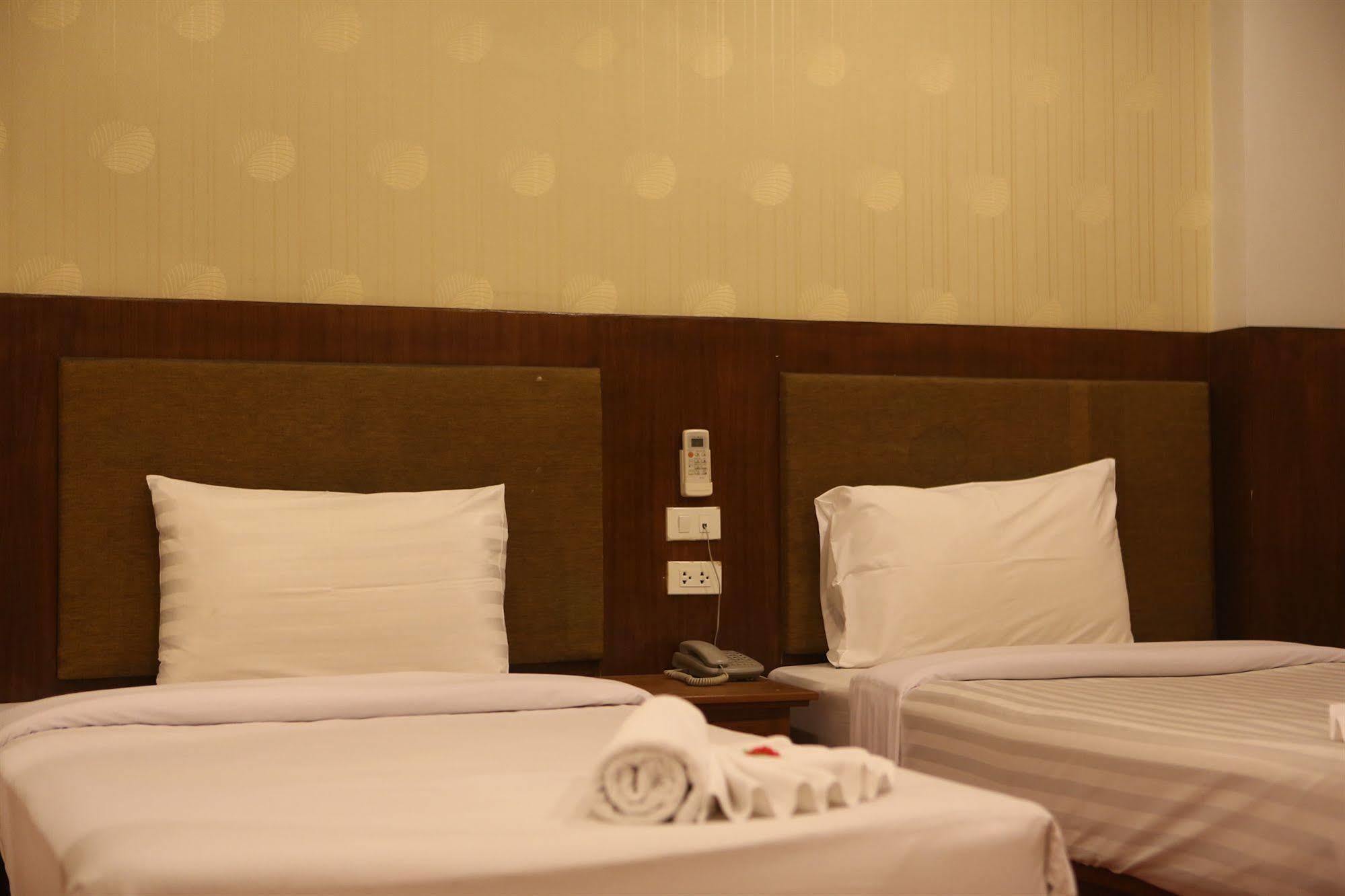 Patong Good Nice 2 Guesthouse מראה חיצוני תמונה